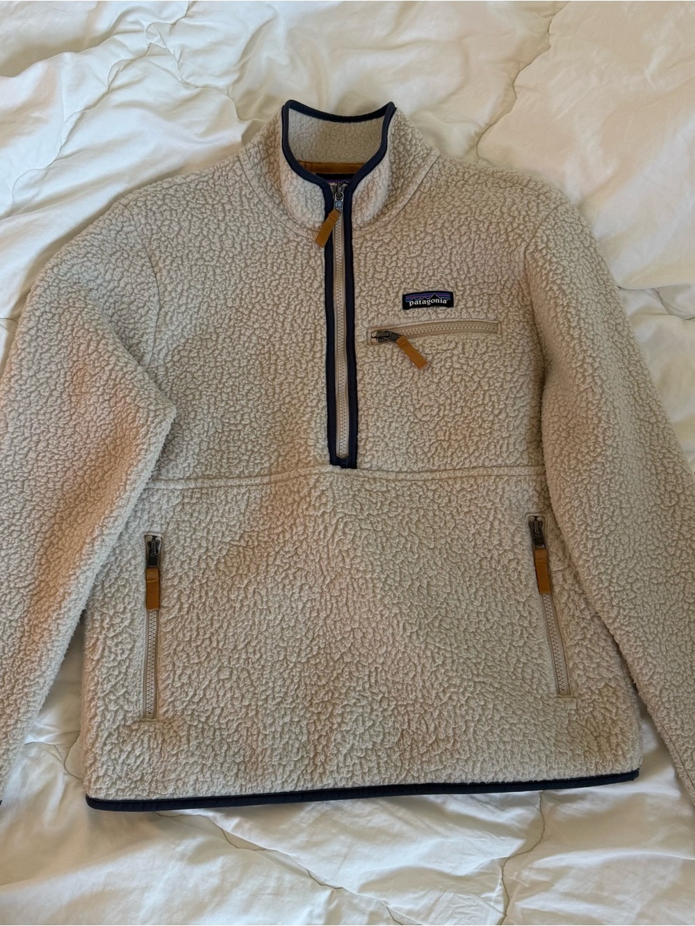 Patagonia Cream Fleece - quarter zip